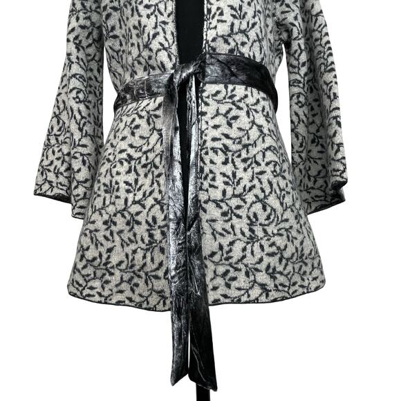 Heather B Gray Black Leaf Print Belted Cardigan Jacket Boho Artsy Flare Sleeve S - Picture 7 of 13